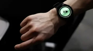 الساعات الذكية «تستمد طاقتها من حرارة الجسم» بابتكار مسطح 100%